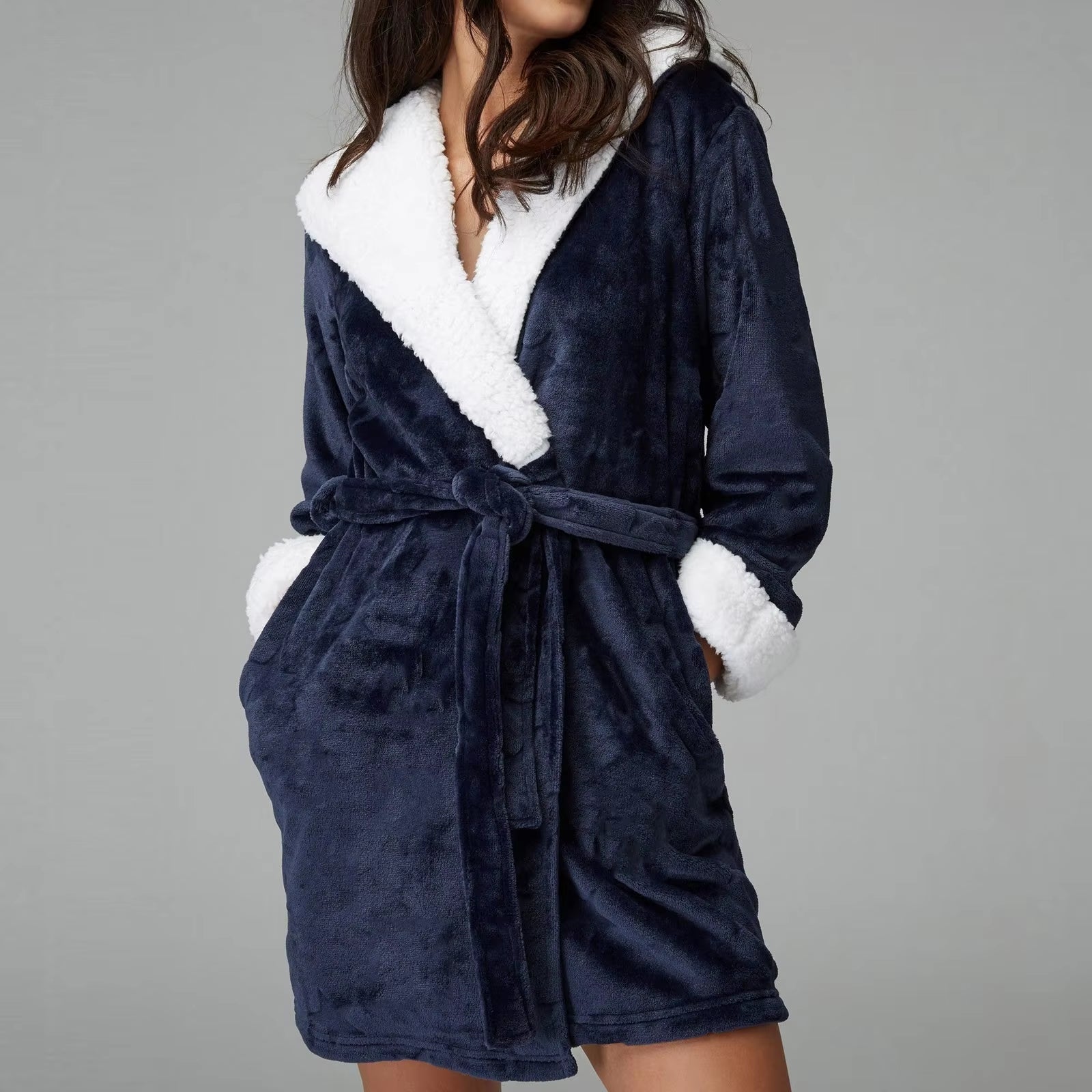 VelvetCloud Plush Robe Female Hooded Fleece Bathrobe Ladies Soft Plush Long Flannel Sleepwear